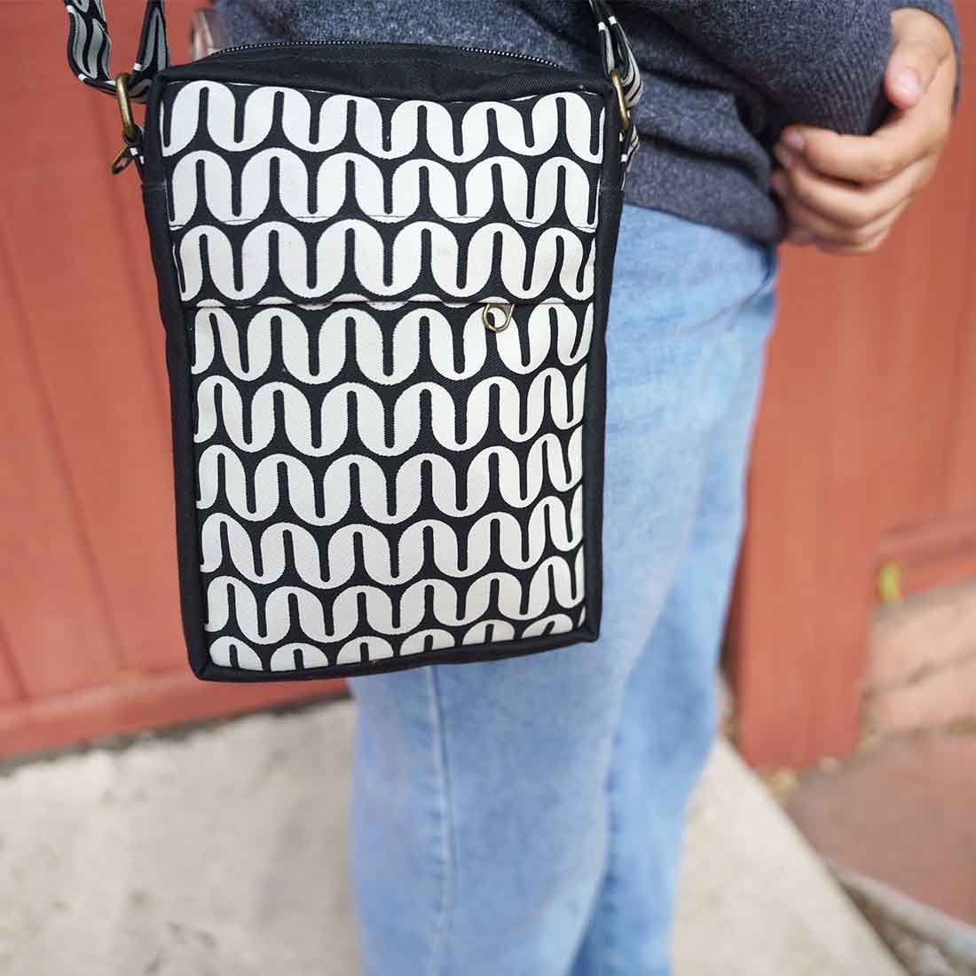 Chunky Crossbody - Small Travel Bag - Malia Designs