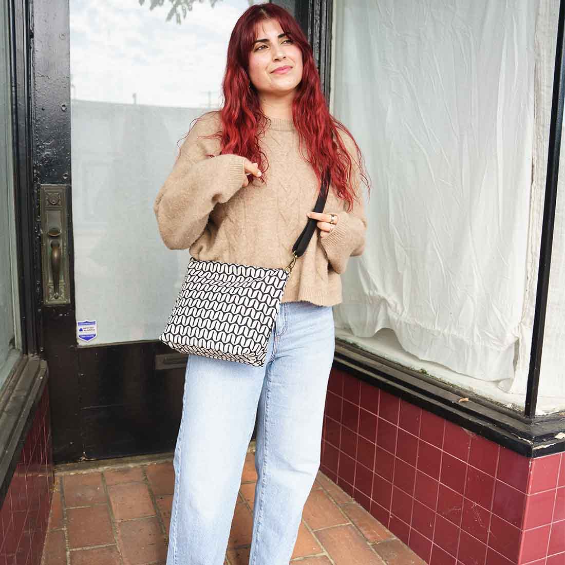Medium Cotton Crossbody Retro Prints - Malia Designs