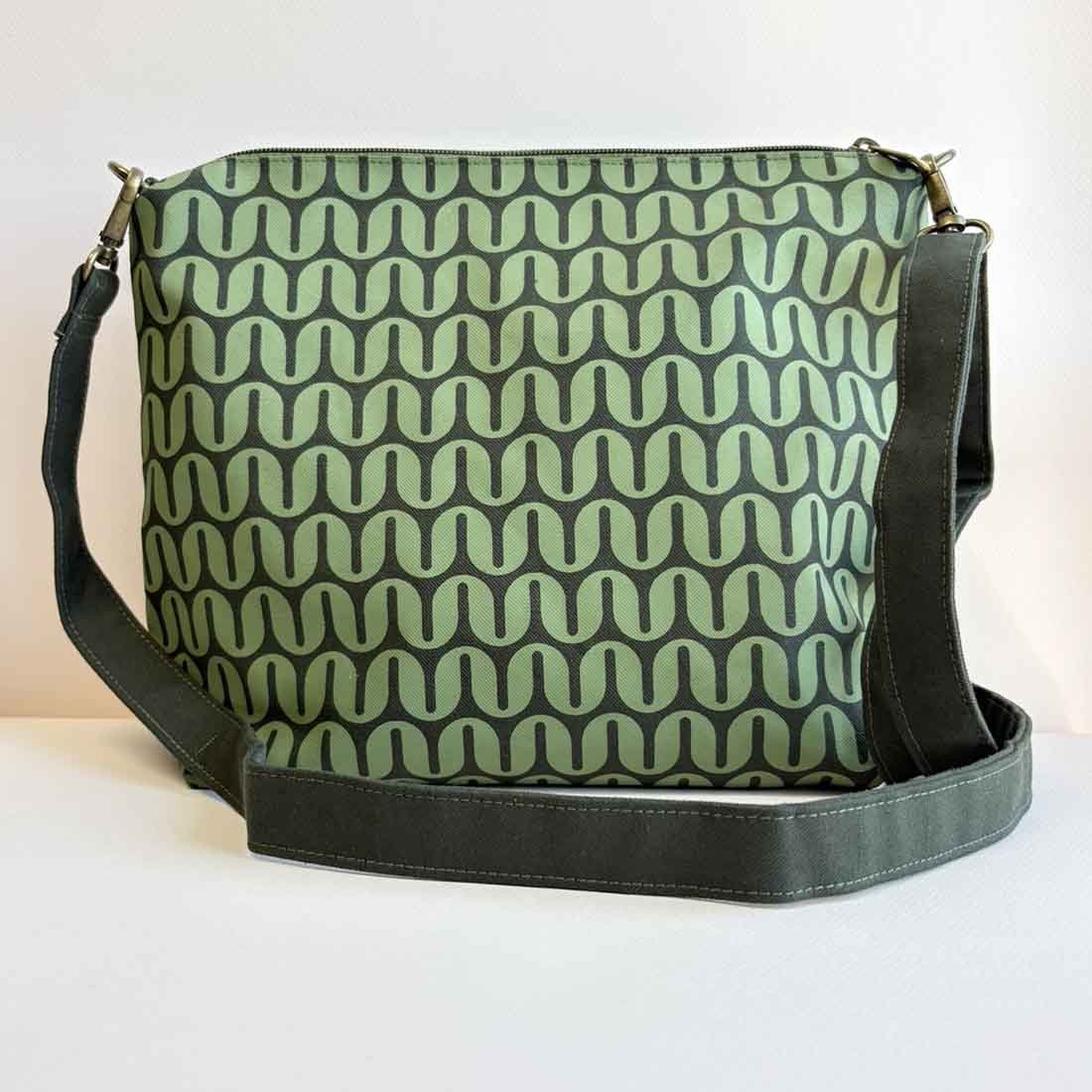 Medium Cotton Crossbody Retro Prints - Malia Designs